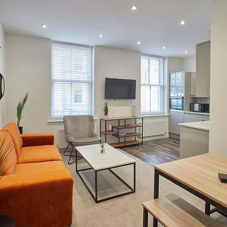 Host & Stay - Apartment One, Hudsons Yard House Whitby Eksteriør billede