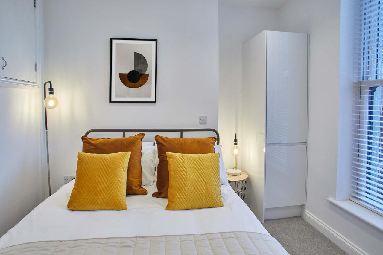 Host & Stay - Apartment One, Hudsons Yard House Whitby Eksteriør billede