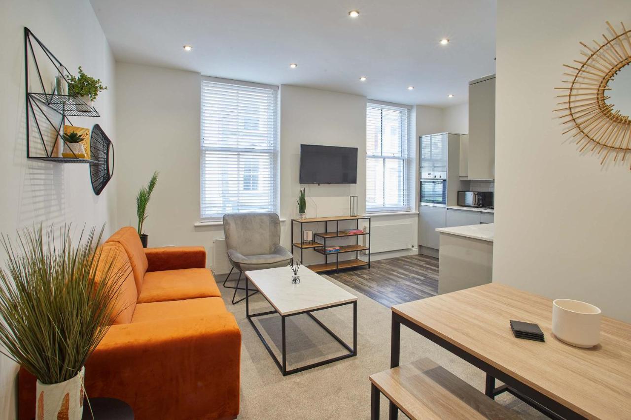 Host & Stay - Apartment One, Hudsons Yard House Whitby Eksteriør billede