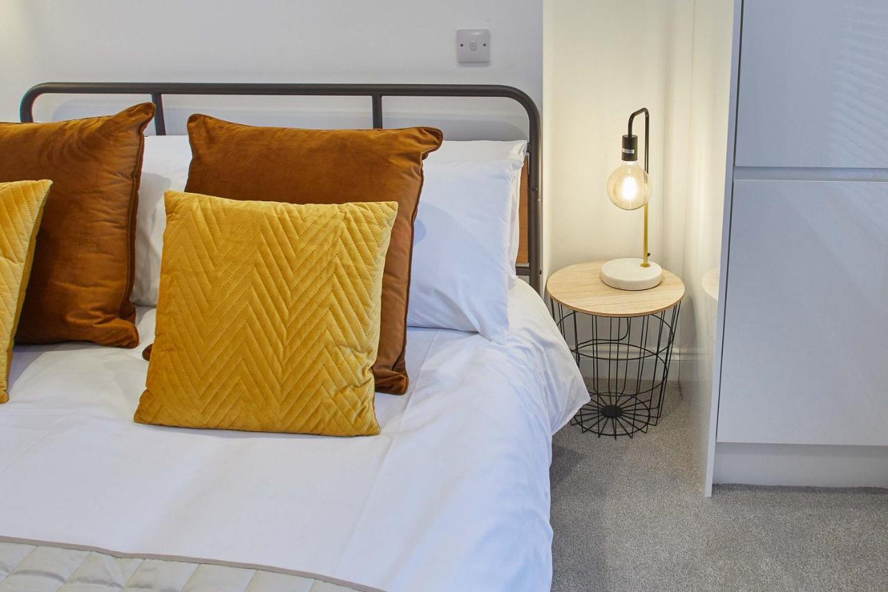 Host & Stay - Apartment One, Hudsons Yard House Whitby Eksteriør billede